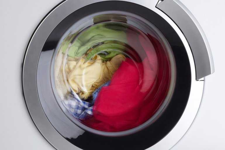 Что делать если стиральная машина шумит при отжиме Сильно гудит и стучит машинка причины почему шумит и гремит барабан появился скрежет и посторонний звук