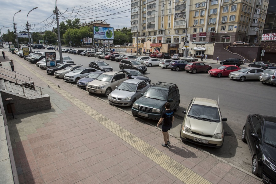 Почему люди оставляют автомобили где попало и что с этим делать? | аиф новосибирск