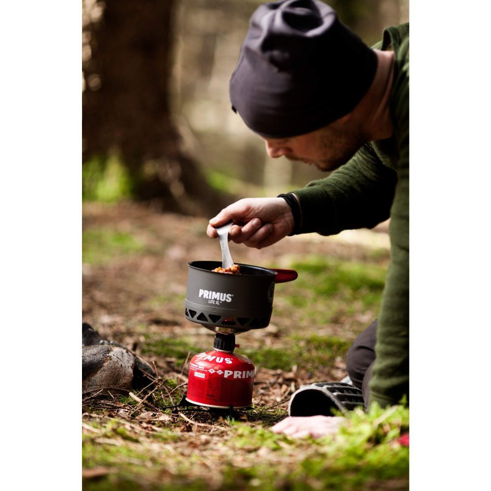 Primus repair: where does the phrase "i fix the primus stove" and what does it mean?