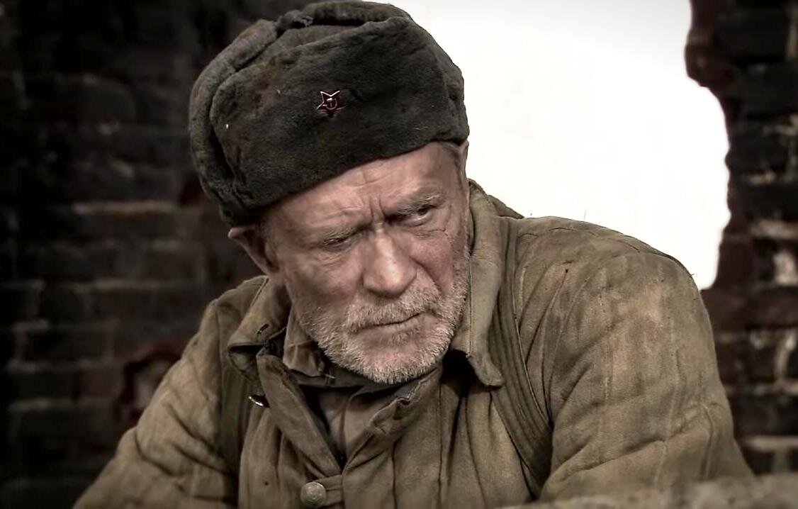 "разжаловать" - фонетический разбор, примеры предложений, синонимы, связанные слова, разбор по составу