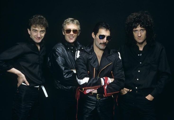 Толстый словарь | английский | queen