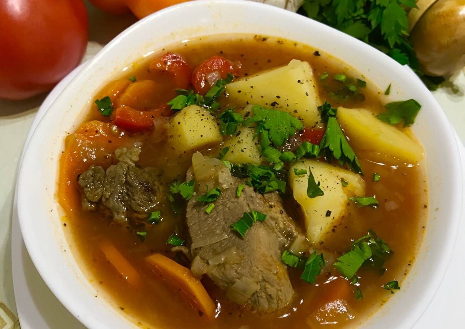 Шурпа - восточный заправочный суп или мясной бульон. экопарк  z